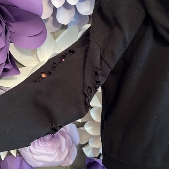 Black sweatshirt - Picture 4 of 4